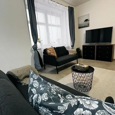 Fara No71 Apart 2 Libice nad Cidlinou Exterior foto